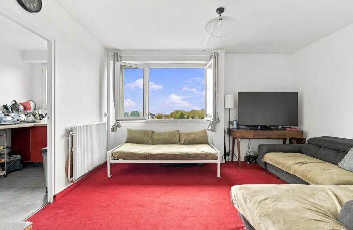 Montreuil — 3 pièces de 56 m² — Dernier étage au calme — photo 2