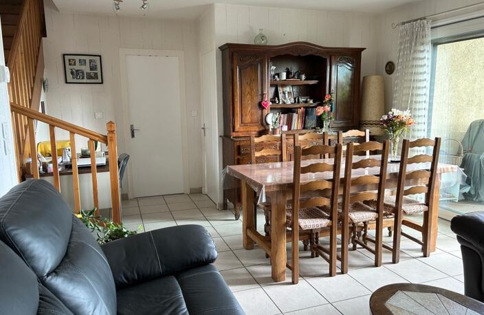 MAISON DE PLAIN-PIED VENDUE LOUÉE — photo 4