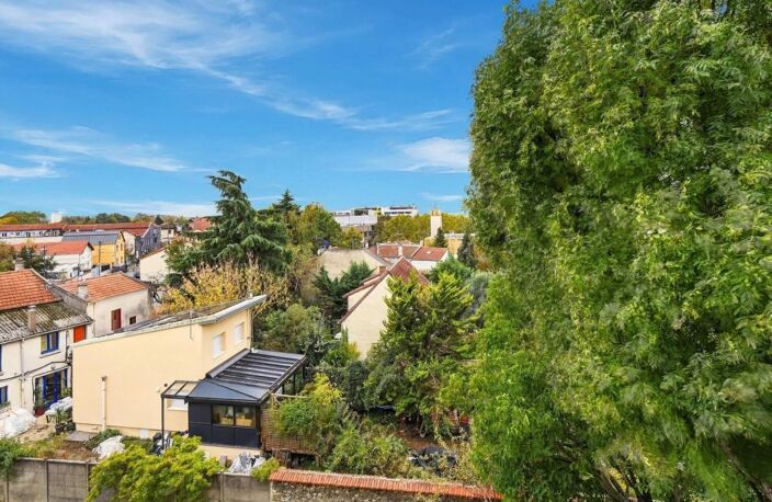 Montreuil 93 - 3 pièces, dernier étage et parking - Exclusivité — photo 2