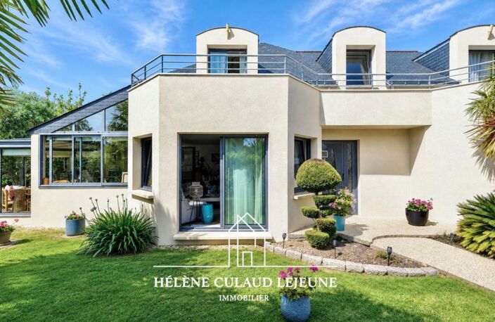 MAISON CONTEMPORAINE - 157 m² - SAINT AVÉ — photo 2