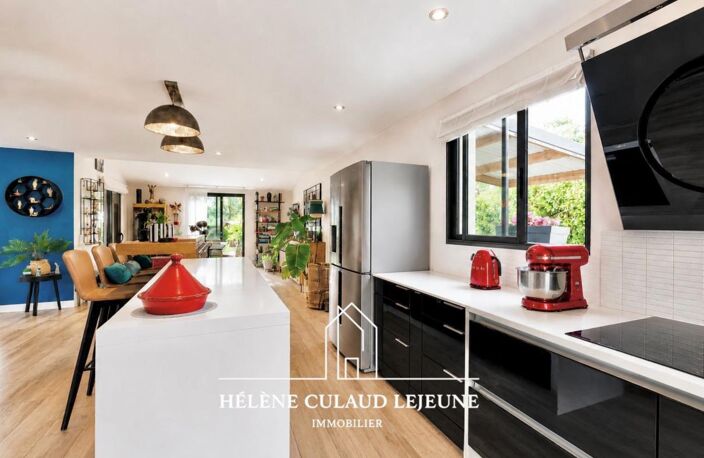 MAISON CONTEMPORAINE - 157 m² - SAINT AVÉ — photo 5
