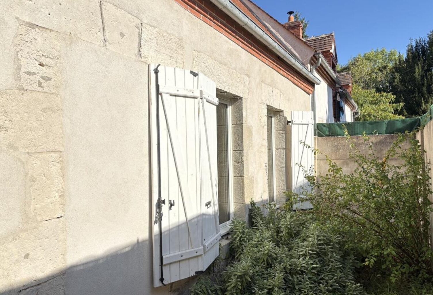SAINT JEAN DE BRAYE, proche combleux, longère en pierre entièrement rénovée en 2017 — photo 1