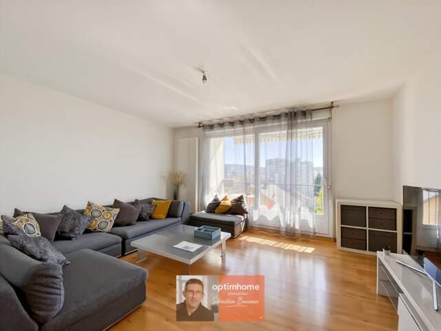 Appartement T4 3 chambres balcon, parking et cave – Besançon - QUARTIER SAINT-CLAUDE — photo du bien