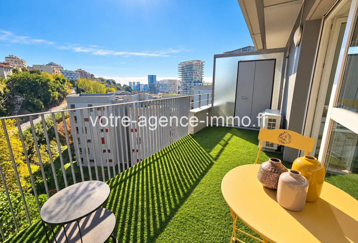 Nice sainte Marguerite 2P terrasse + poss garage — photo 1