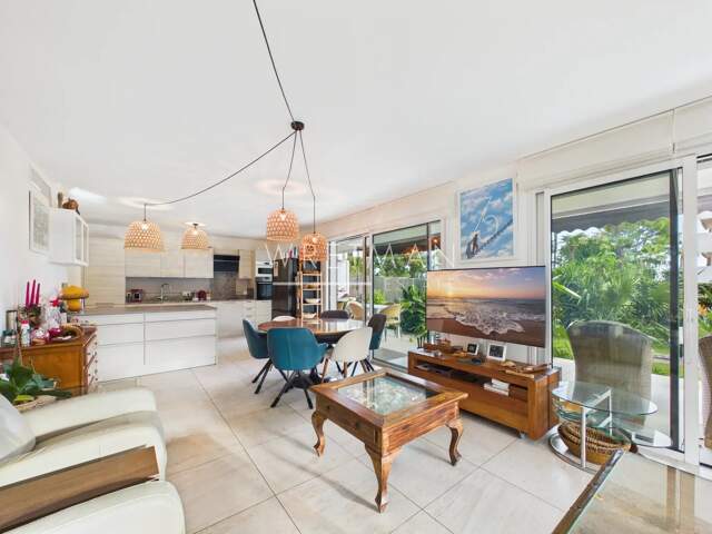 3 pièces avec jardin de 150m² et garage double, dans une résiden — photo du bien