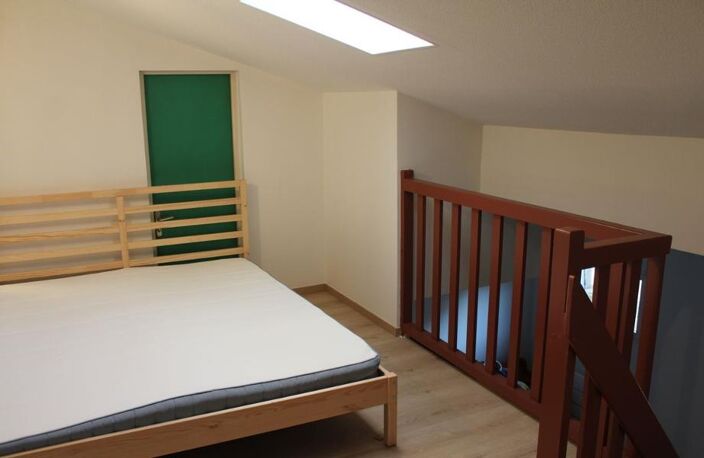 T2 — photo 3