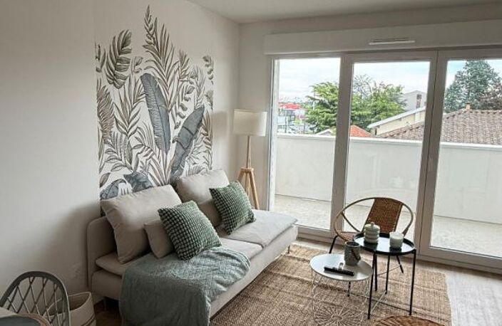 Appartement meublé 3 pièces 62 m² ¿ Cenon (Avenue Kennedy) — photo 2