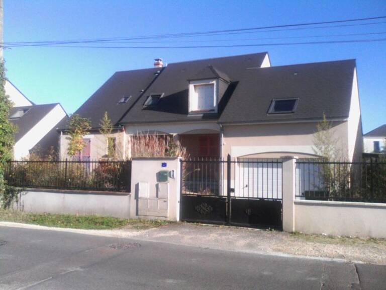 Maison de 181m2 à louer sur Orléans — photo 1