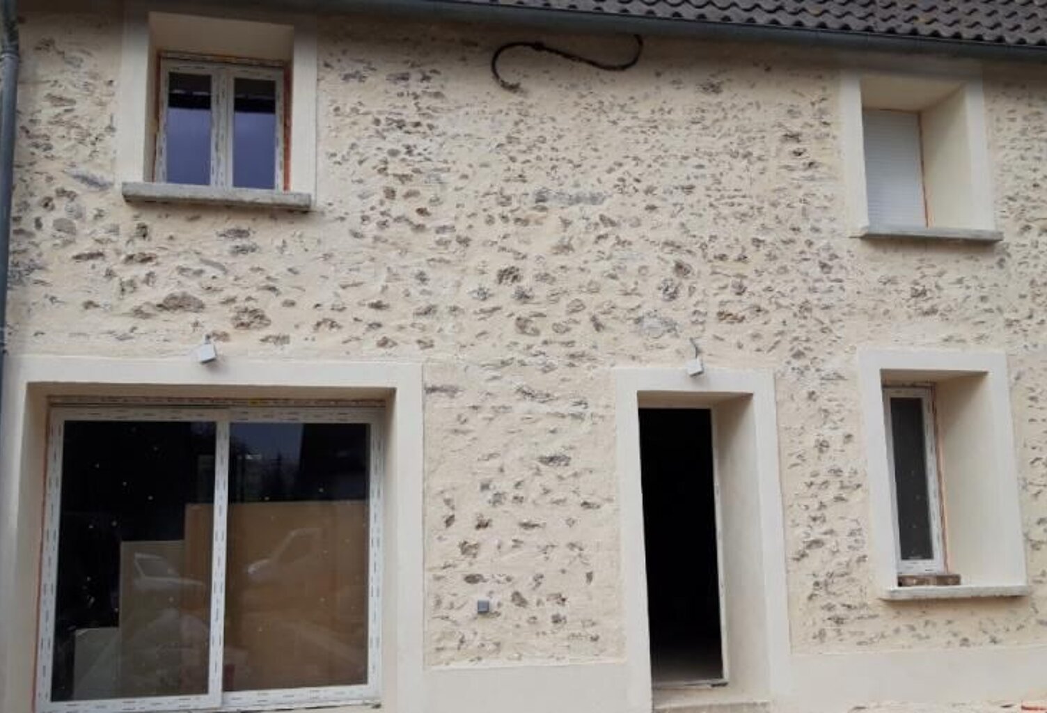 Maison de 96m2 à louer sur Saint-Martin-de-Bréthencourt — photo 1