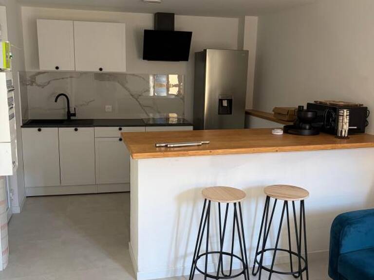 Appartement À Louer — photo 1