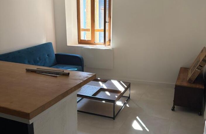 Appartement À Louer — photo 2