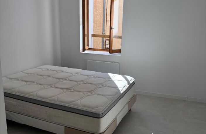 Appartement À Louer — photo 3
