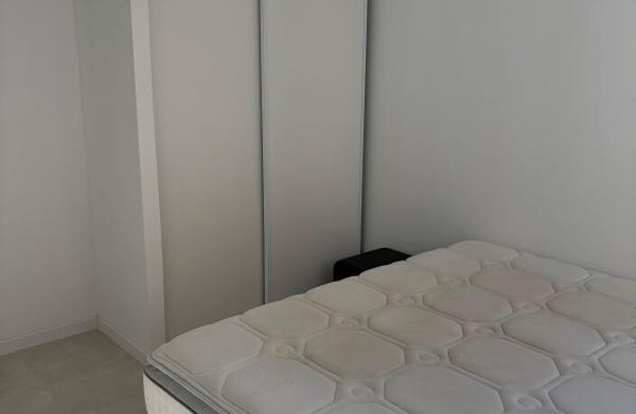 Appartement À Louer — photo 4