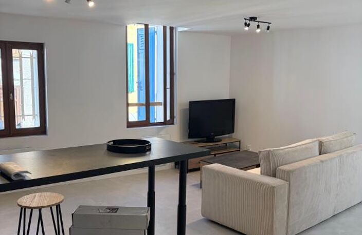 Appartement À Louer — photo 2