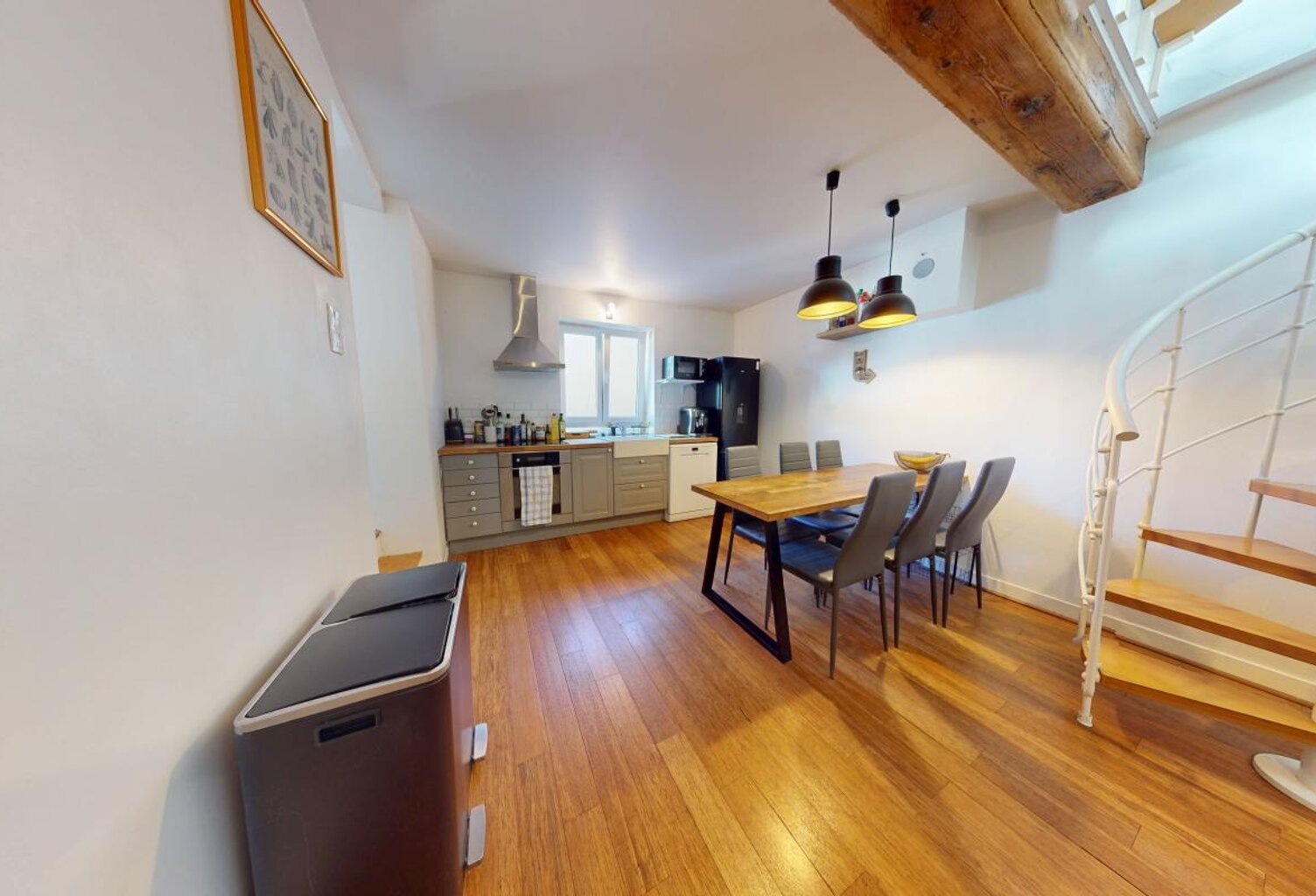 Appartement À Vendre — photo 1