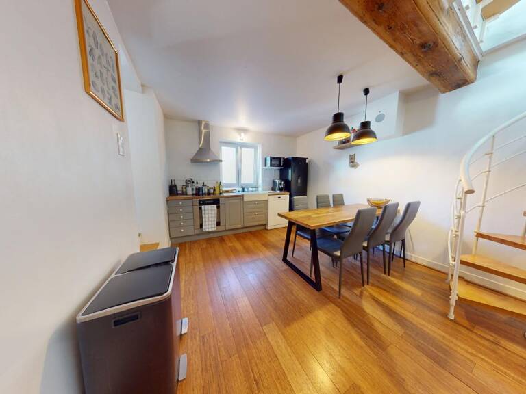 Appartement À Vendre — photo 1
