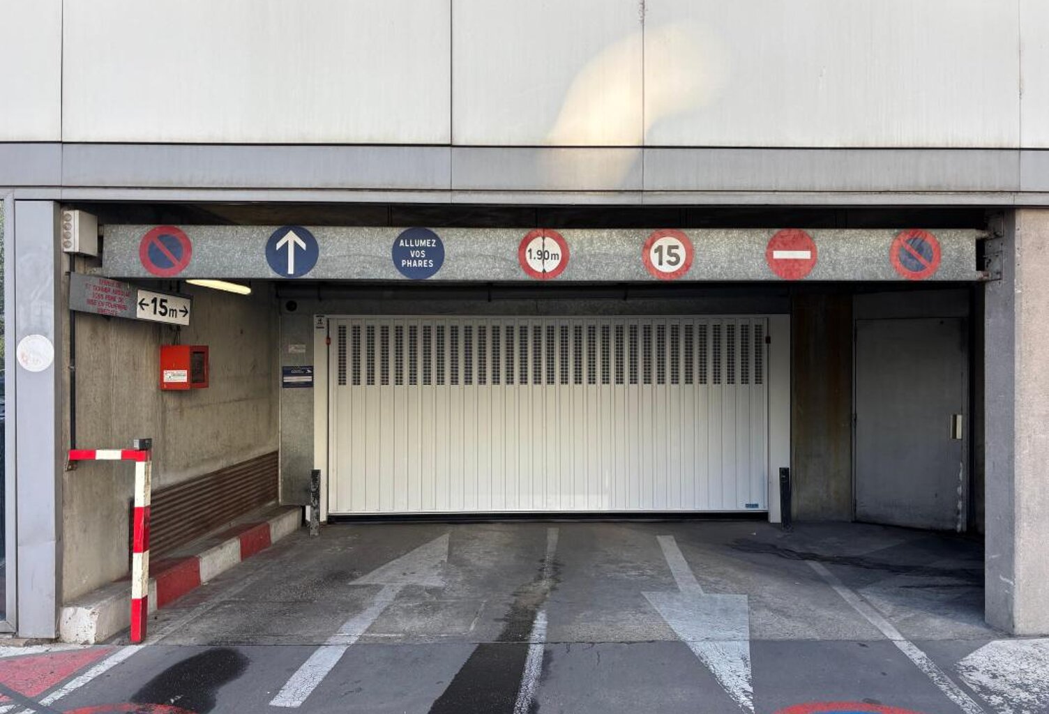 Parking À Vendre — photo 1