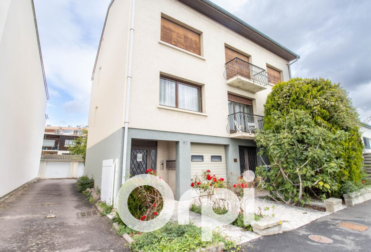 Appartement À Vendre — photo 1