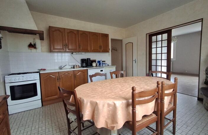 Maison À Vendre avec hangar de stockage — photo 5
