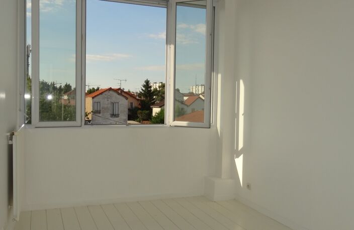Coup de cœur Appartement de 110 m² - Séjour de 45 m², suite parentale et stationnement — photo 2