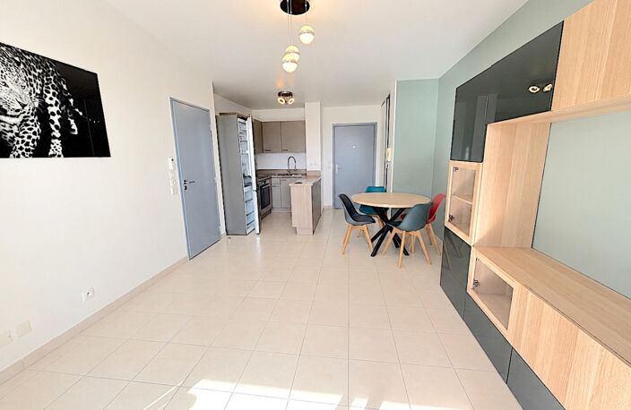Appartement à vendre 2 pièces CANNES (06) — photo 2