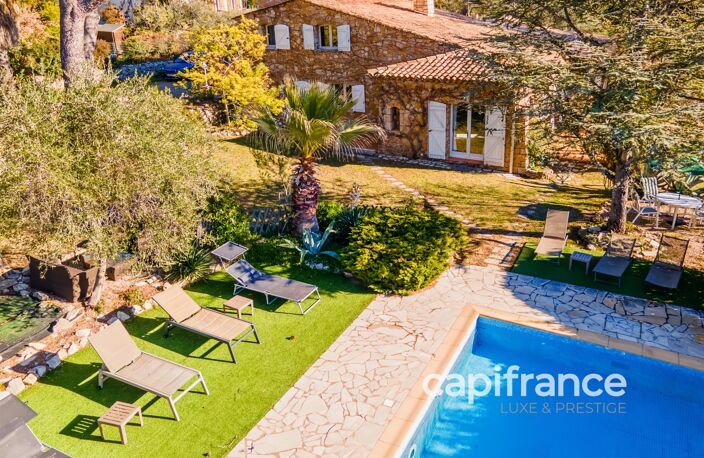Bastide Provençale avec gîtes et chambres d'hôtes - 9 pièces BAGNOLS EN FORET (83) — photo 3