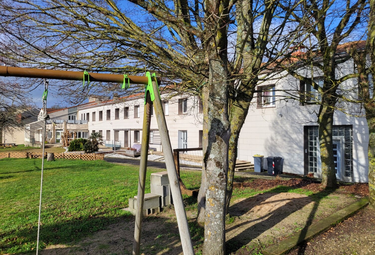 Immeuble à vendre SAINT LOUP LAMAIRE (79) Terrain aménagé 3340 m² — photo 1