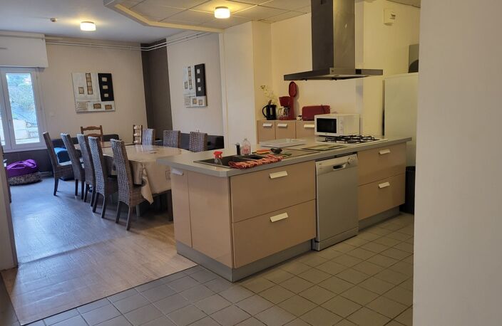 Immeuble à vendre SAINT LOUP LAMAIRE (79) Terrain aménagé 3340 m² — photo 4