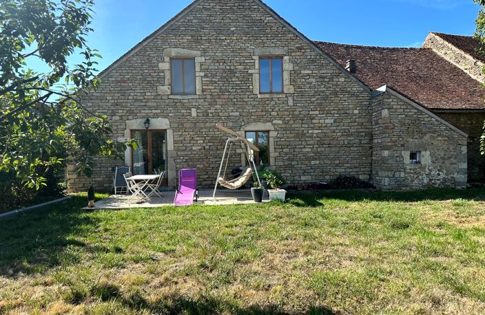 Maison à vendre entre PRECY-SOUS-THIL et VITTEAUX – environ 95 m², deux chambres, mezzanine et jardin — photo 2