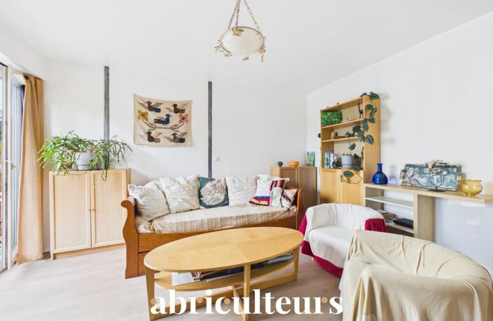 A St Herblain, Beau T3 rénové avec balcons  et parking privé — photo 2