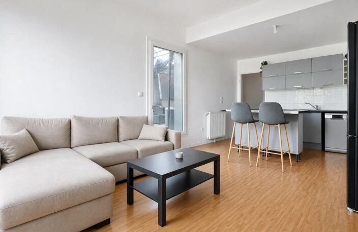 Appartement 4 pièces - 73 m2 - Pierrefitte — photo 2