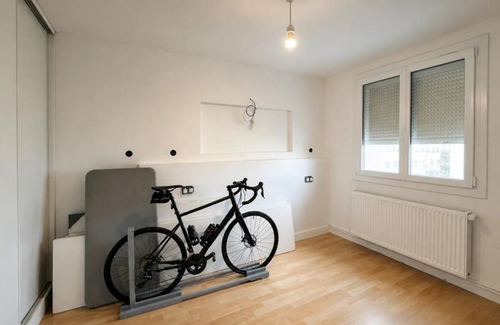 Maison de 5 pièces de 105 m² à Savigny-le-Temple — photo 5