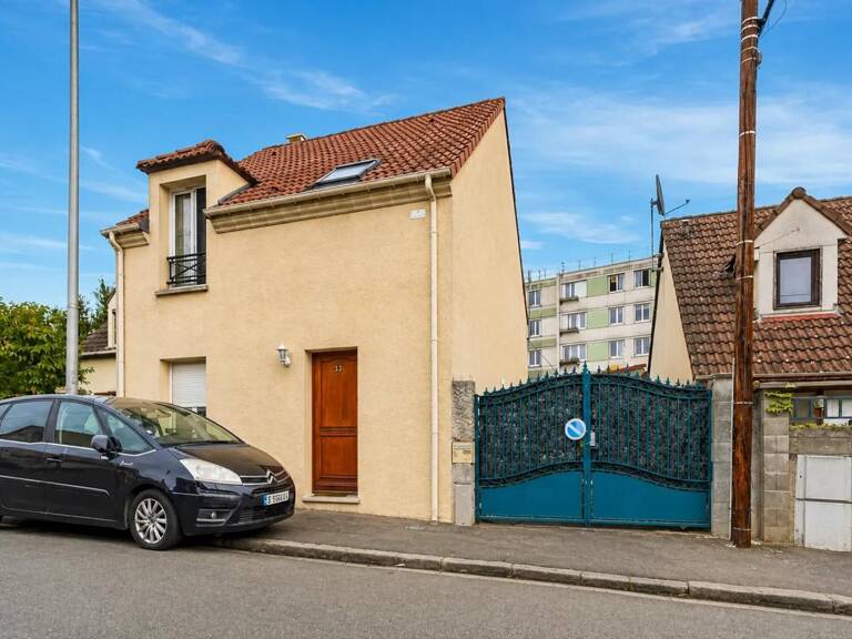 Saint-Denis – Quartier de la Mutualité - Maison de 4 pièces de 82 m² - Dépendance — photo 1