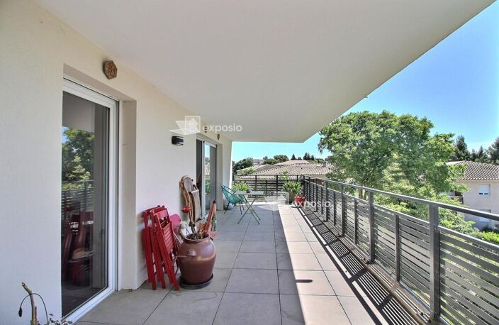 Villeneuve-lès-Avignon EXCLUSIVITÉ  T4 de 89 m² avec terrasse de 29 m² plein Sud, vue Mont Ventoux 359 000 euros — photo 4