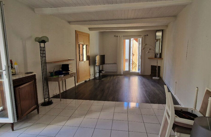 Très belle maison  avec une belle terrasse et un grand garage — photo 5