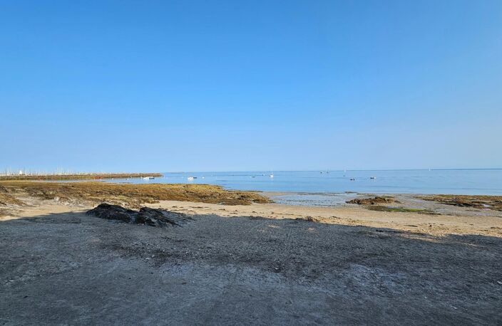 Accès mer au bout de la venelle, proche centre — photo 2