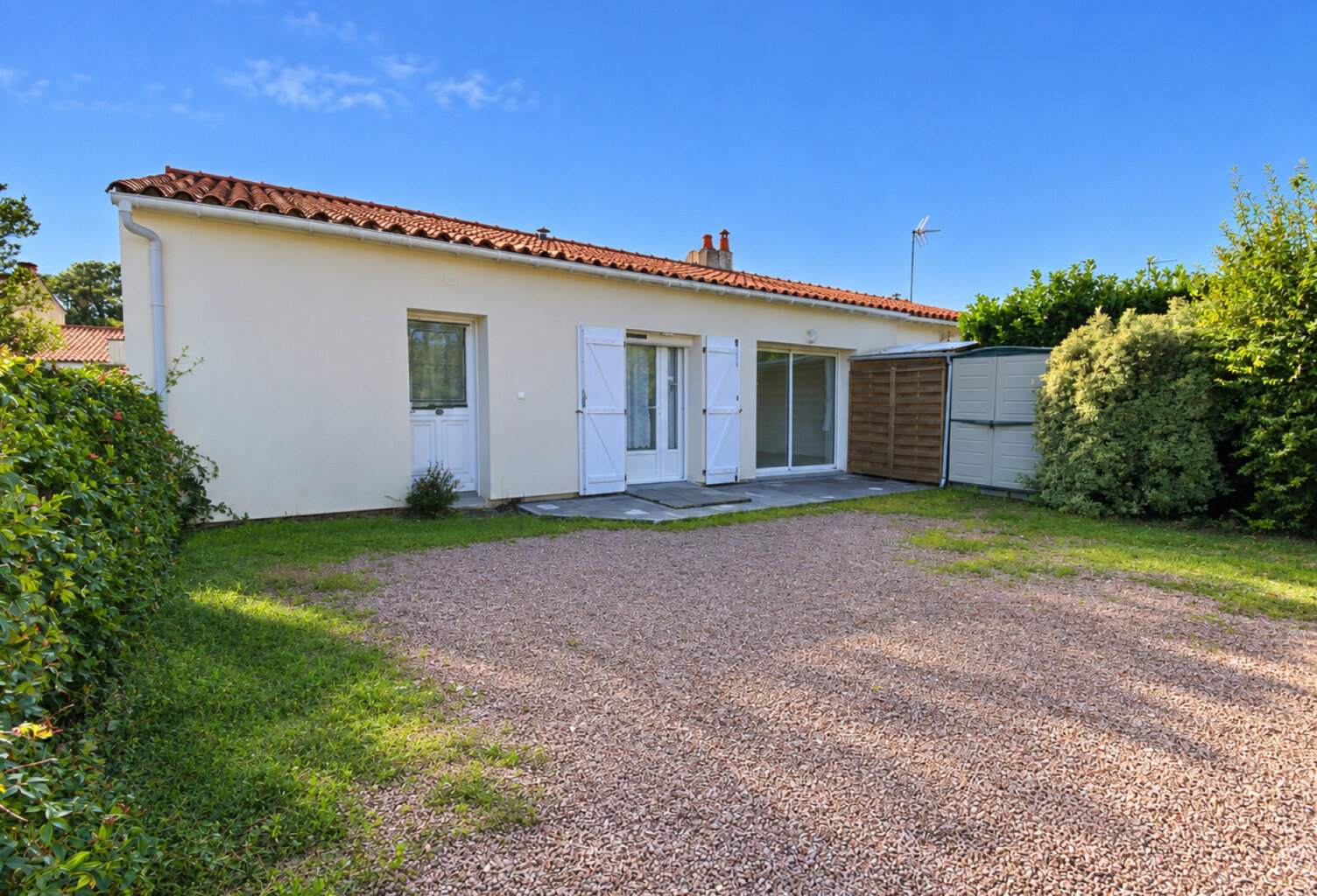 MAISON DE PLAIN-PIED À PROXIMITÉ DES COMMERCES — photo 1
