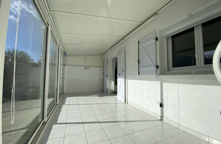MAISON DE PLAIN-PIED À PROXIMITÉ DES COMMERCES — photo 2