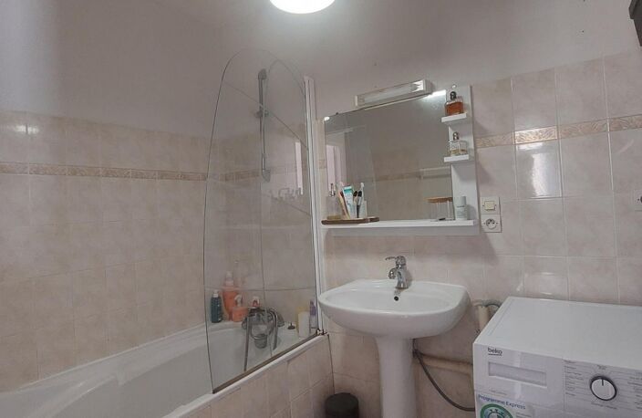 Location appartement 4 pièces 66 m² à Igé (71960) — photo 4