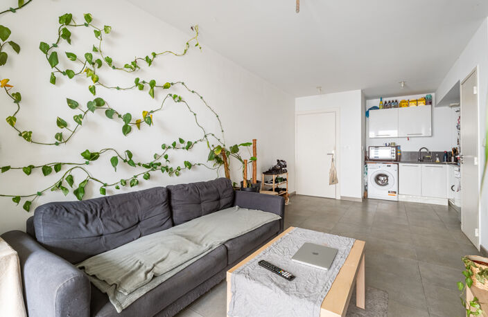 INVESTISSEMENT LOCATIF   BEAU T2 AVEC TERRASSE PLEIN SUD ET — photo 4