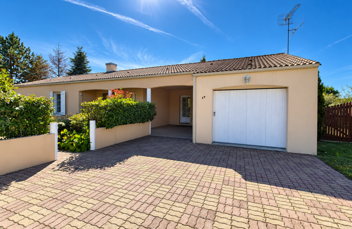 Vente maison  134 m² La Genétouze (85190) — photo 2