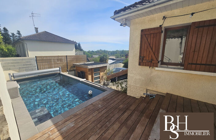 MIGNE-AUXANCES, maison d'environ 152 m² avec piscine dans un en — photo 3