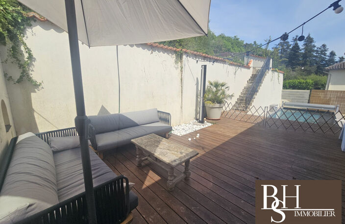 MIGNE-AUXANCES, maison d'environ 152 m² avec piscine dans un en — photo 5