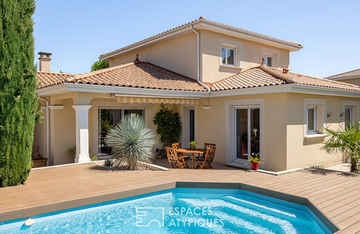 Maison avec piscine sur les hauteurs du village — photo 2