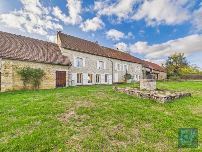 Coup de coeur en Auxois: grande maison de famille — photo 1