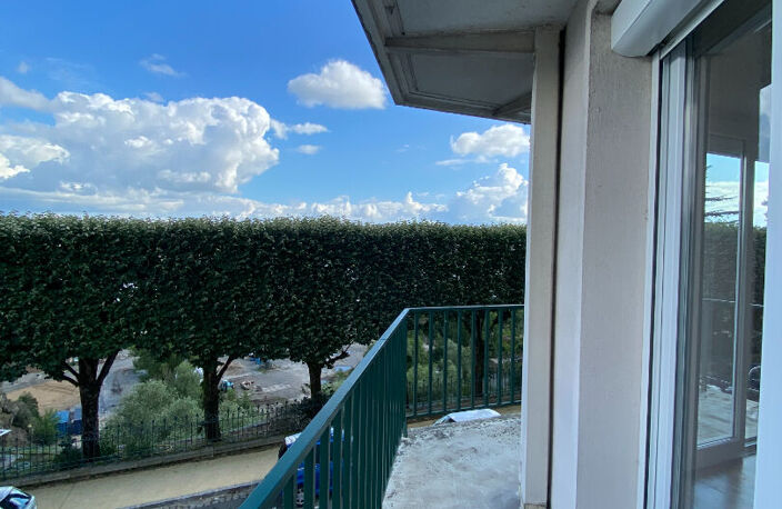 Appartement T3 meublé - 84m² - Butte Sainte Anne — photo 5
