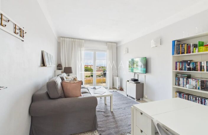 Agréable appartement 3 pièces avec balcons - Antibes Centre — photo 2