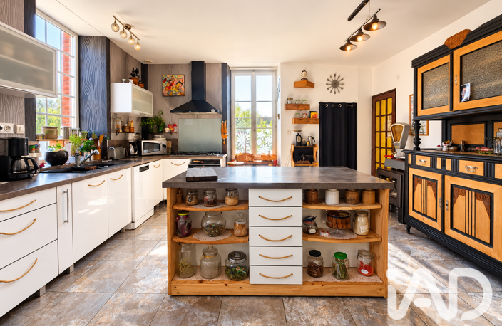 Vente Maison/villa 7 pièces — photo 2