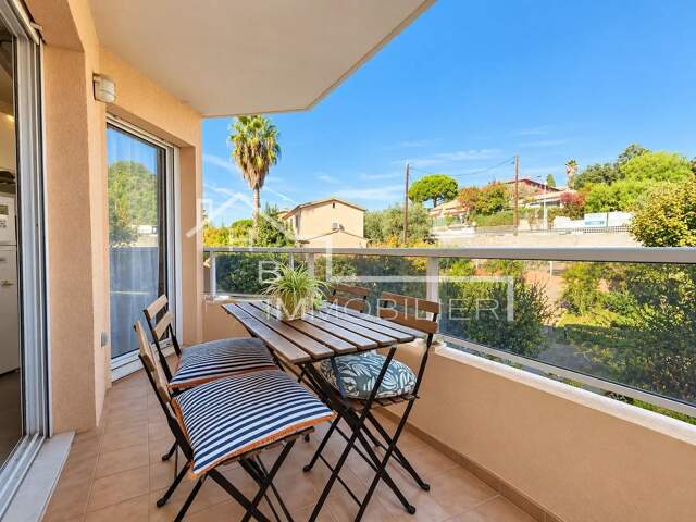 Appartement 2 pièces 37 m² à Nice — photo du bien
