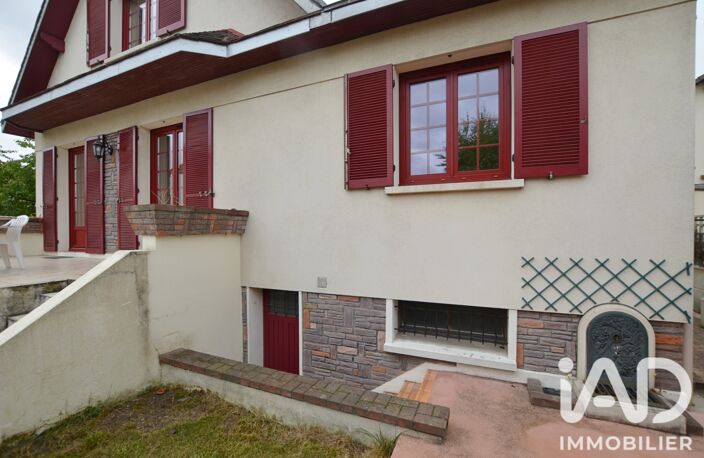 Vente Maison/villa 7 pièces — photo 2